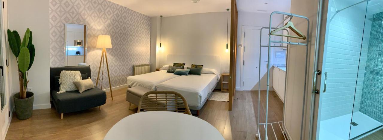 Apartamentos Succo Plasencia Buitenkant foto